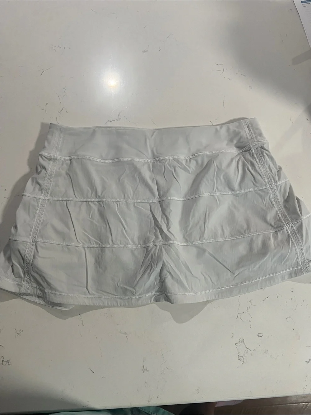 LuluLemon White Athletic Skort - Lightweight Performance Shorts